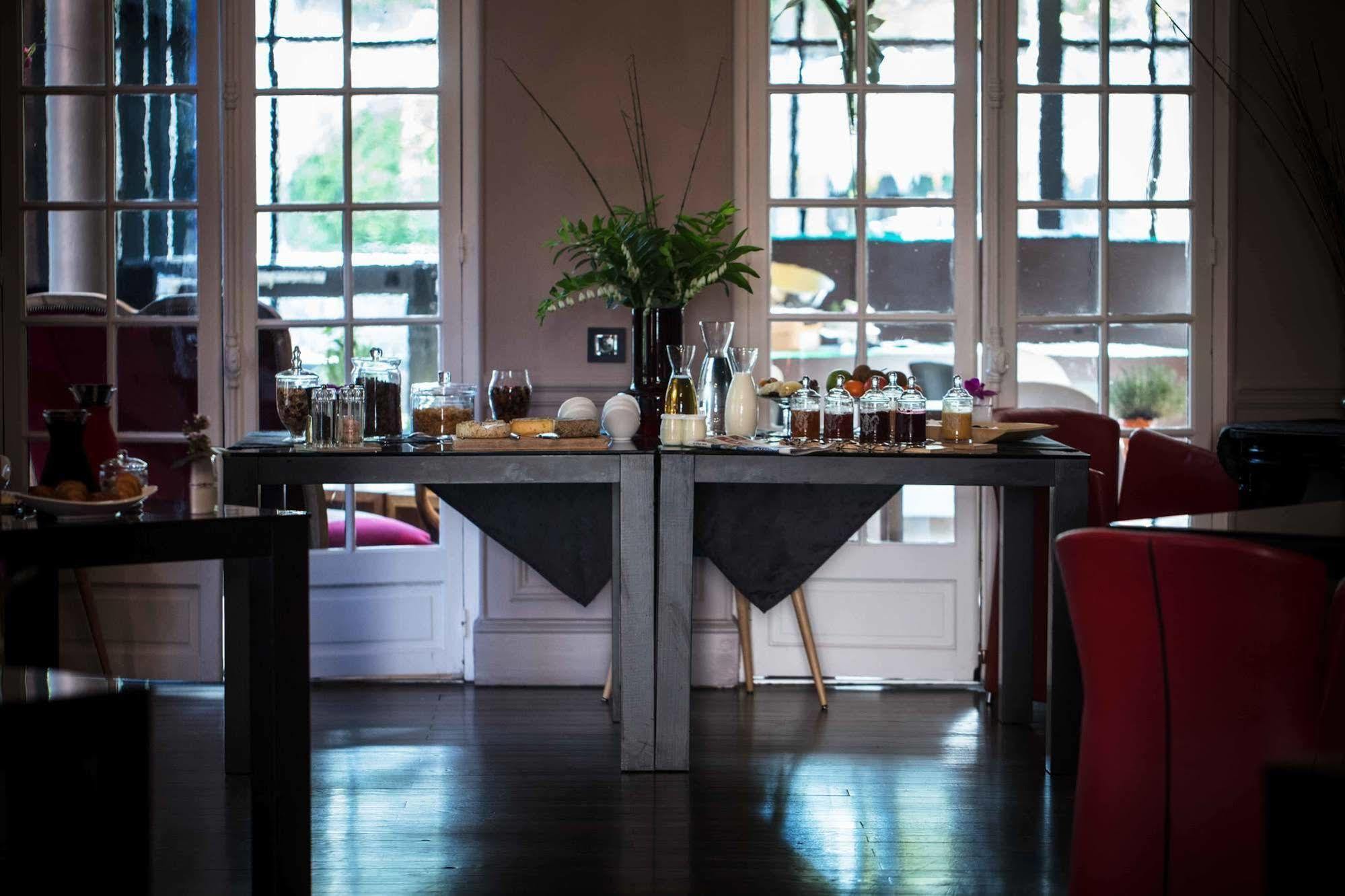 Maison Decoret - Relais & Chateaux Виши Экстерьер фото
